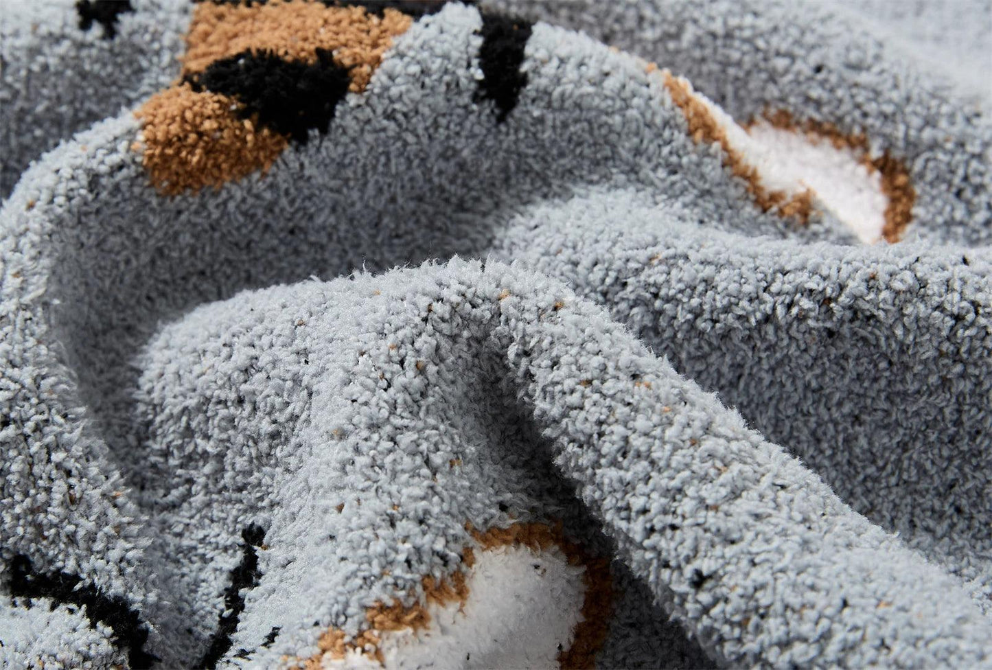 Fuzzy Bee Blanket - Timeless Home