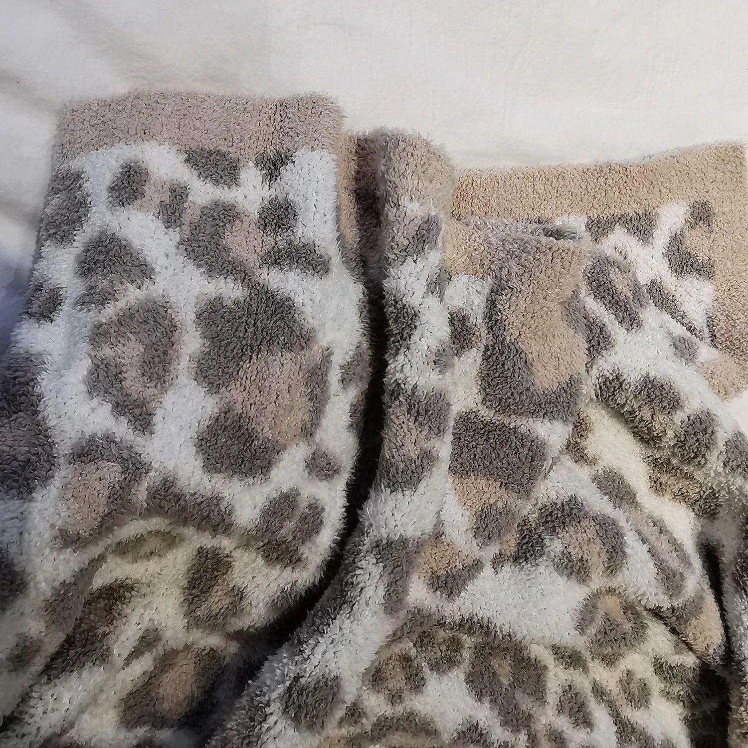 Thick Knitted Leopard Blanket - Timeless Home