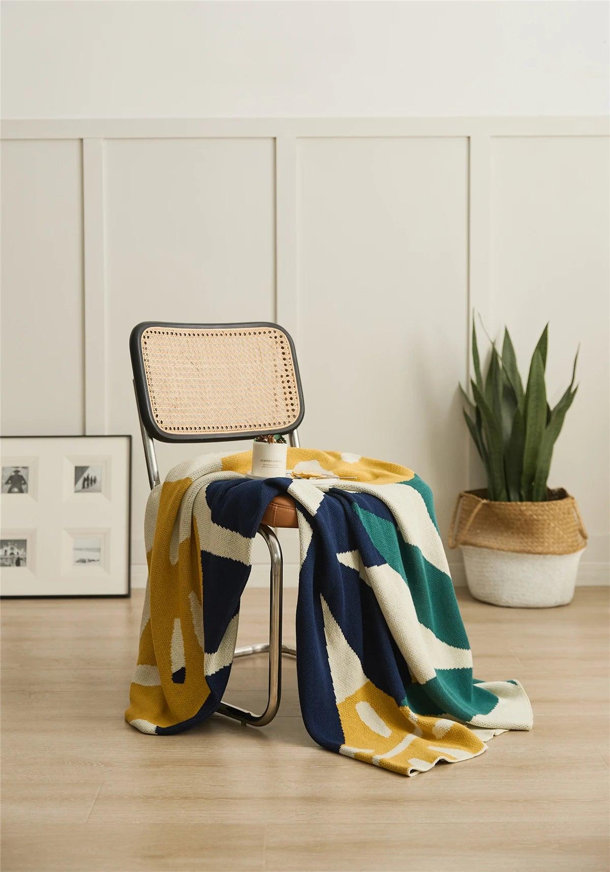 Pastoral Leaf Pattern Knit Blanket - Timeless Home