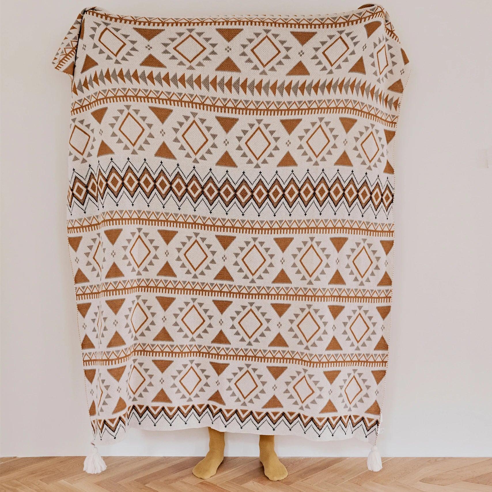 Thin & Breathable Geometric Blanket - Timeless Home