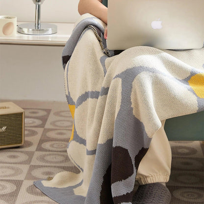 Soft & Breathable Floral Throw Blanket - Timeless Home