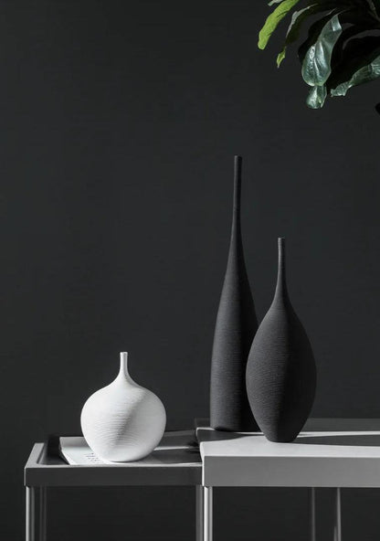 Minimalist Ceramic Vase - Timeless Home